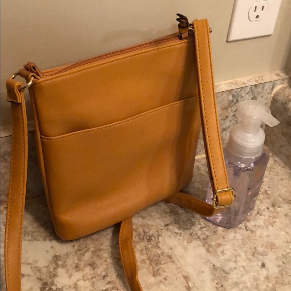 Crossbody - Picture 3 of 5